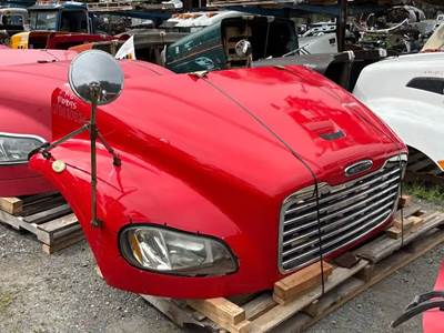 Freightliner M2 106 Hood