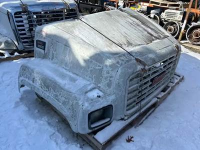 GMC C6500 Hood