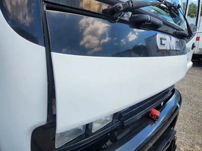 Used 1998 GMC T7500 Hood Assembly, White Fiberglass W=70.5" H=15.5"