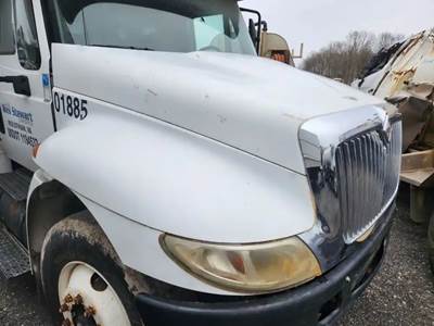 International 4400 Hood