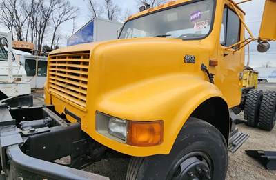 International 4900 Hood