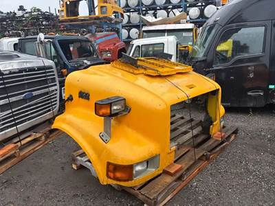 International 4900 Hood