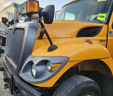 International 7400 Hood