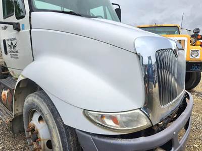 2009 International 8600 Hood Assembly Fiberglass White 37.5" Length, Part # 3903687C96