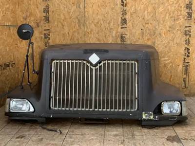 International 9200i Hood