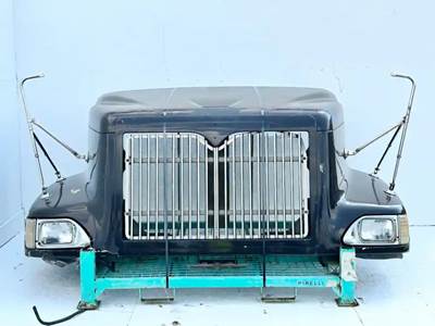 International 9200i Hood