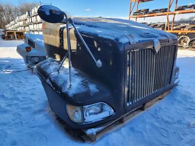 International 9200i Hood