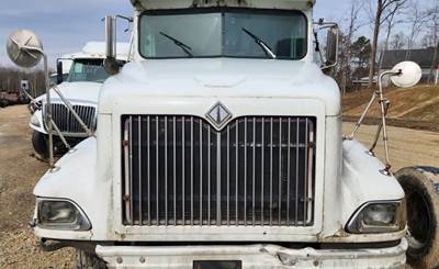 International 9400 Hood