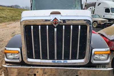 International HX520 Hood