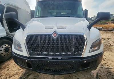 International MV607 Hood