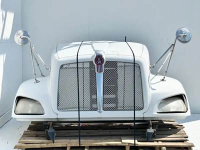 Kenworth T300 Hood
