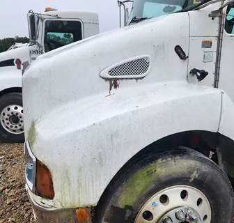 Used 2005 Kenworth T300 Hood Assembly 44.5" White Fiberglass