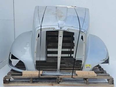 Kenworth T660 Hood