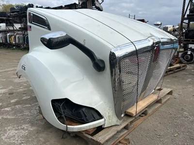 Kenworth T680 Hood