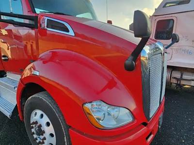 Kenworth T680 Hood