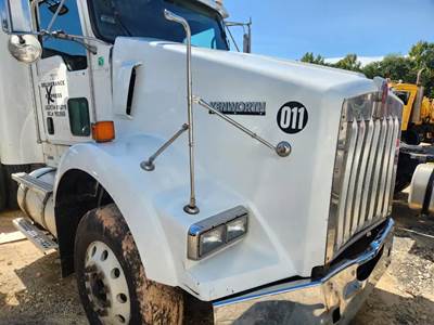 Kenworth T800 Hood