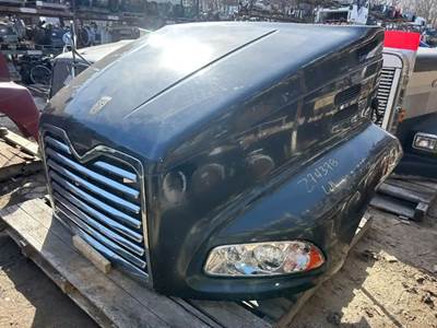 Mack CXU613T Hood