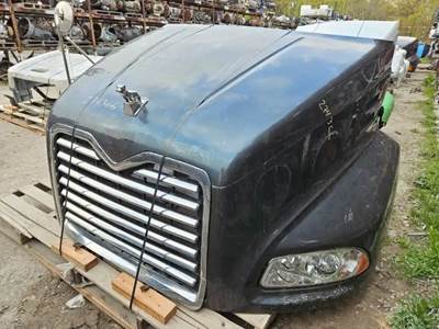 Mack CXU613T Hood