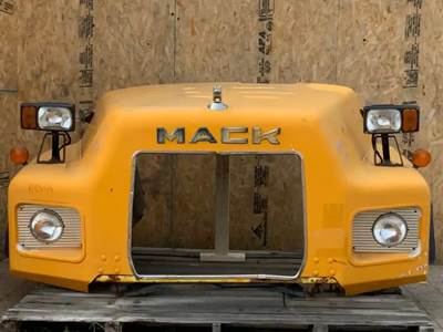 Mack DM688S Hood