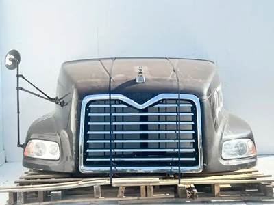 Mack Pinnacle CXU612 Hood for a 2013 Mack CXU612