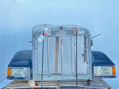 Peterbilt 377 Hood
