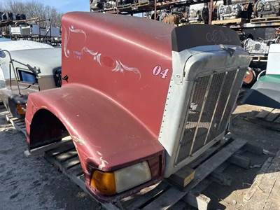 Peterbilt 377 Hood