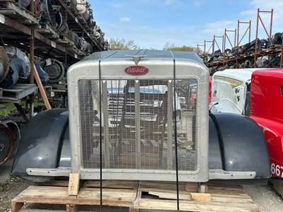 Peterbilt 379 Hood