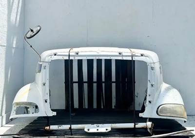Peterbilt 387 Hood