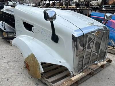 Peterbilt 587 Hood