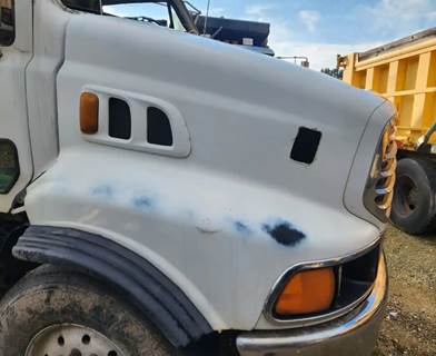 Used 2001 Sterling L9500 Hood Assembly 48" Length, White Fiberglass