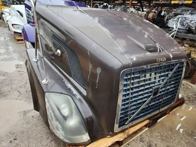 Volvo Hood for a 2000 Volvo VNL