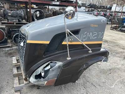 Volvo VNL Hood