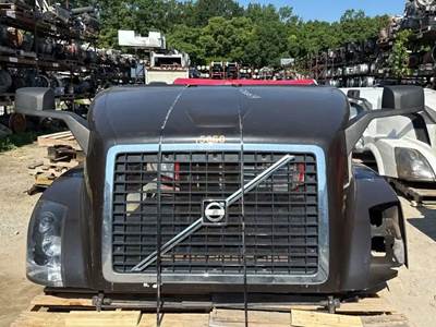 Volvo VNL Hood