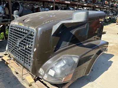 Volvo VNL Hood