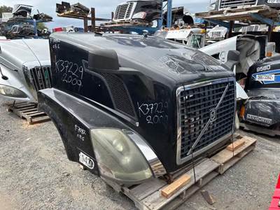 Volvo VNL Hood