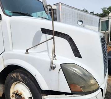 Volvo VNL Hood