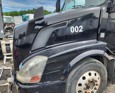 Used 2017 Volvo VNL Hood Assembly, Black Fiberglass, 55" from Cowl to Grille