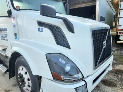 Used 2015 Volvo VNL Hood Assembly Fiberglass White 56", Part # 82718447