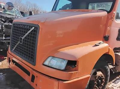 Volvo VNM Hood