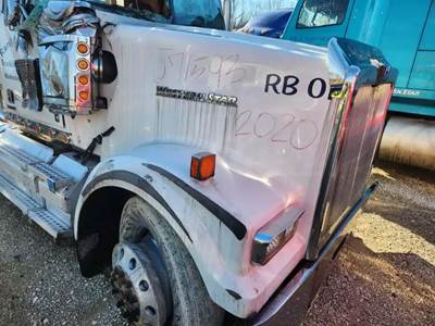 Western Star 4900FA Hood for a 2020 Western Star 4900 FA