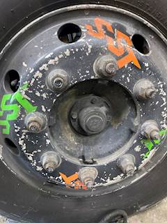 GM/Chev (HD) Hub for a 2003 GMC C6500