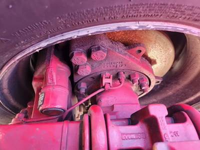 HUB PILOT 22.5 Hub for a 2024 Peterbilt 579