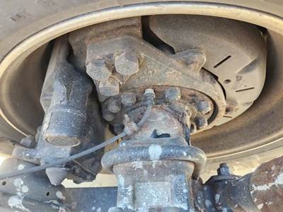 HUB PILOT 22.5 Hub for a 2020 Freightliner Cascadia 126