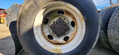 HUB PILOT NA Hub for a 2015 Freightliner Cascadia 125