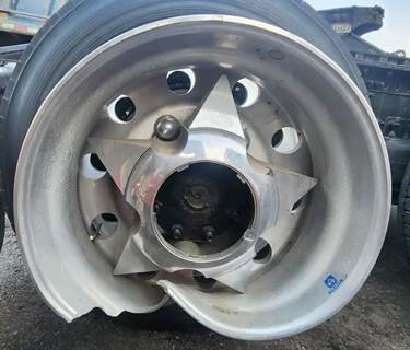 HUB PILOT NA Hub for a 2019 Western Star 5700