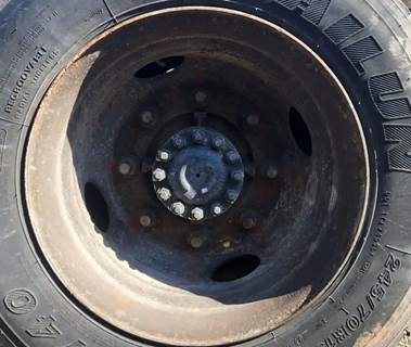 HUB PILOT NA Hub for a 2018 Hino 268