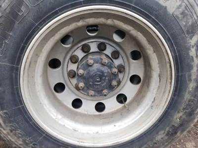 HUB PILOT NA Hub for a 2016 Freightliner Cascadia 125