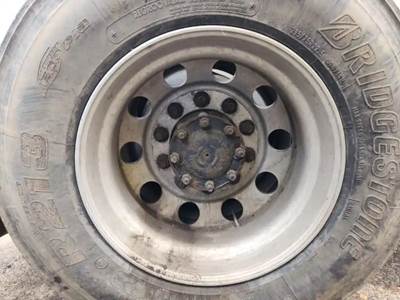 HUB PILOT NA Hub for a 2016 Freightliner Cascadia 125