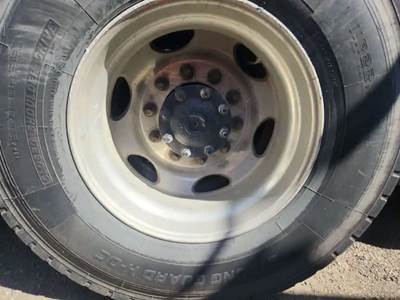 HUB PILOT NA Hub for a 2014 Mack CXU613