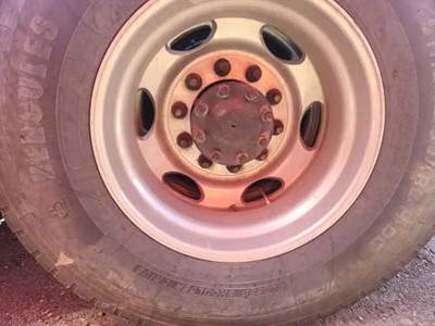 HUB PILOT NA Hub for a 2014 Mack CXU613